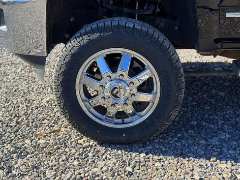 Used 2019 Chevrolet Silverado 3500 LTZ w/ Duramax Plus Package image 13