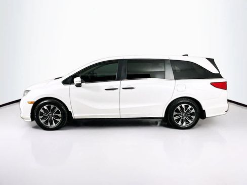 Used 2024 Honda Odyssey EX-L image 3