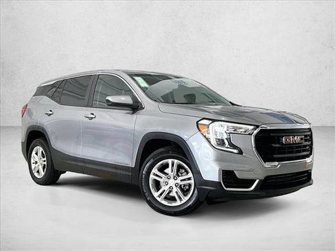 Used 2023 GMC Terrain SLE FWD image 12