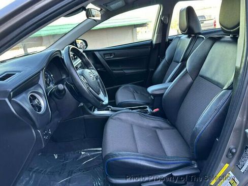 Used 2019 Toyota Corolla SE image 32