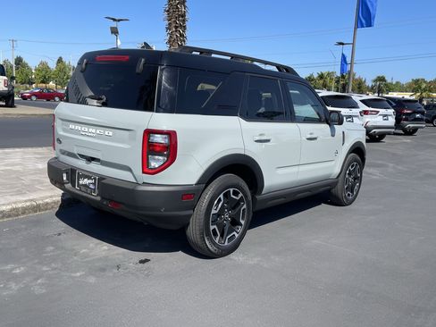 Certified 2024 Ford Bronco Sport Outer Banks AWD/4WD image 3