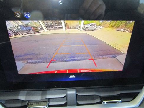 New 2026 Chevrolet Equinox LT w/ Convenience Package II image 34