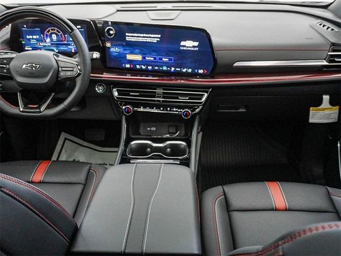 New 2026 Chevrolet Traverse RS w/ LPO, Floor Liner Package image 16