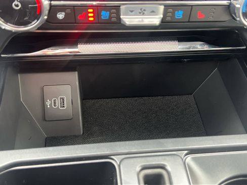 New 2025 Ford F150 Lariat w/ Equipment Group 501A Mid image 39