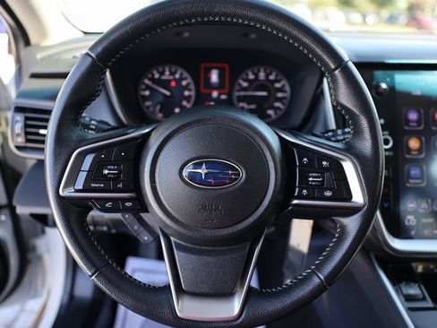 Used 2020 Subaru Outback Premium image 17