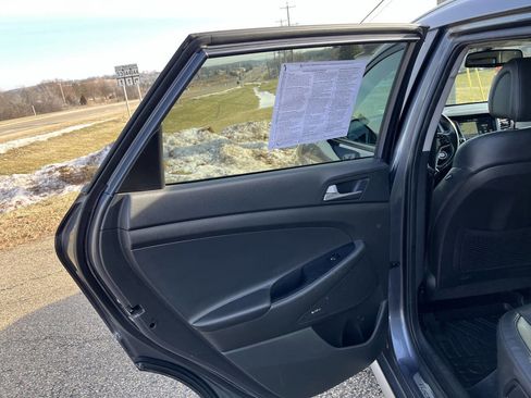 Used 2017 Hyundai Tucson Limited w/ Cargo Package image 28