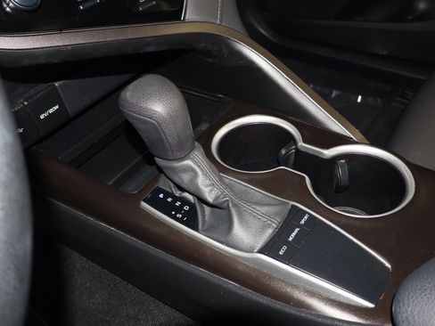 Used 2024 Toyota Camry LE image 32