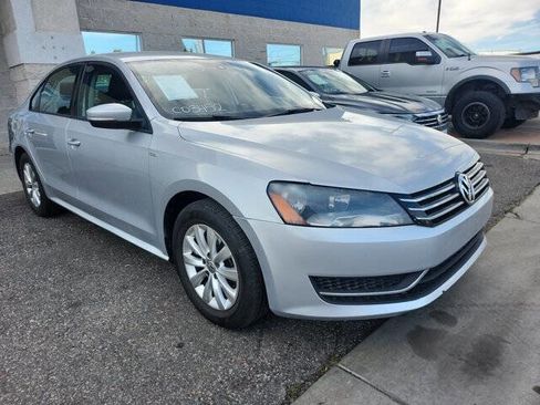 Used 2015 Volkswagen Passat 1.8T Wolfsburg Edition image 9