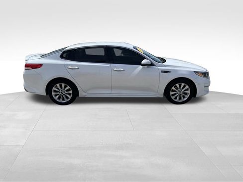 Used 2016 Kia Optima EX w/ Paint Protection Film Package image 7