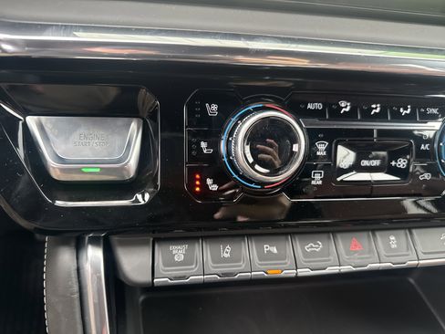 New 2026 GMC Sierra 2500 Denali Ultimate AWD/4WD image 28