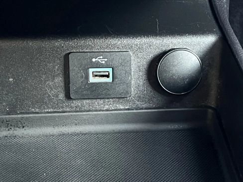 Used 2018 Ford Fusion S image 52