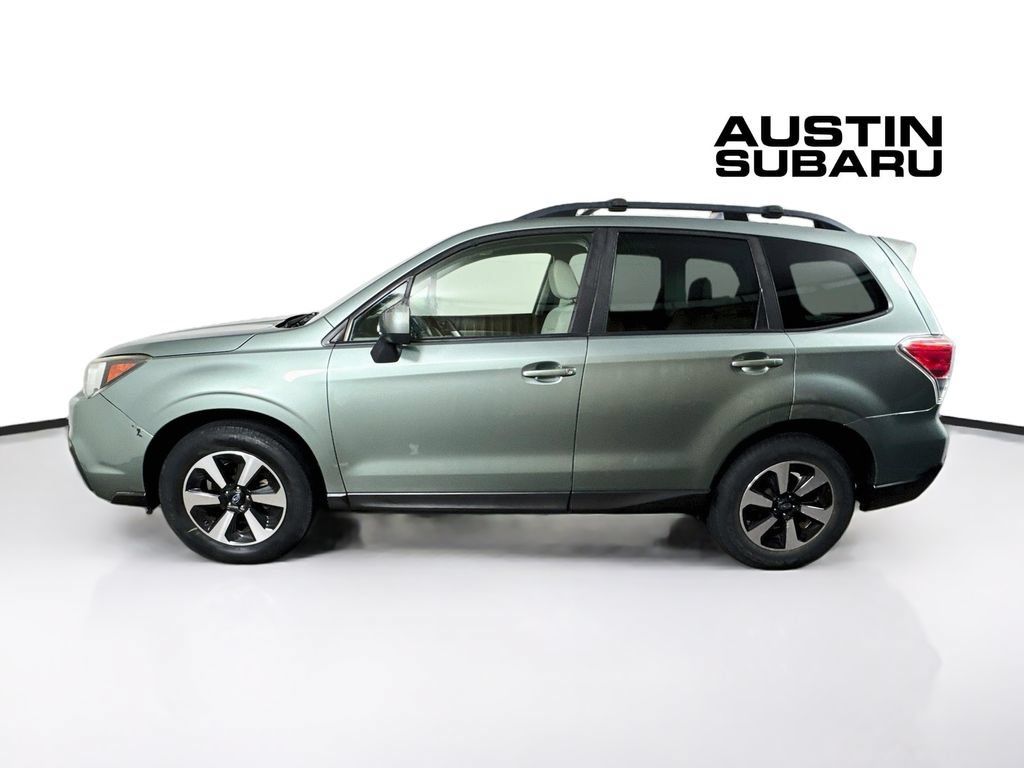Used 2018 Subaru Forester 2.5i Premium AWD/4WD image 4