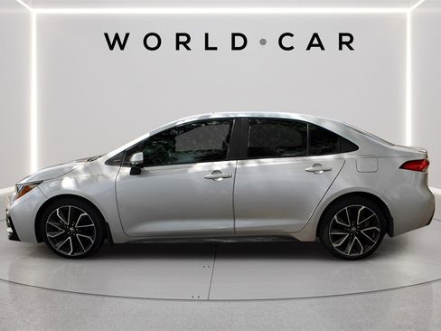 Used 2022 Toyota Corolla SE image 4