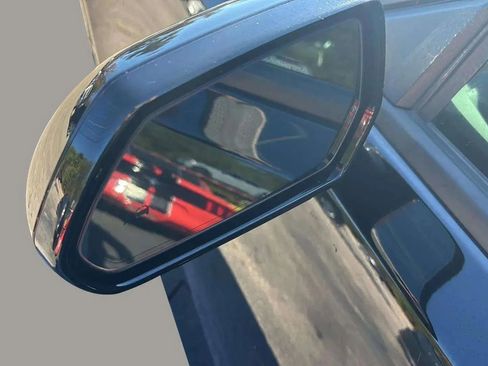 Used 2020 Chevrolet Camaro SS image 11