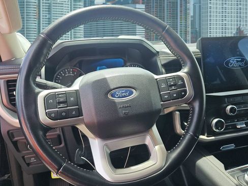 Used 2024 Ford Expedition Max XLT RWD image 9