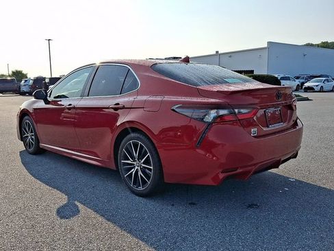 Certified 2024 Toyota Camry SE FWD image 4