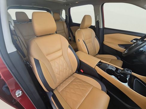 Used 2023 Nissan Rogue Platinum w/ Platinum Premium Package image 19