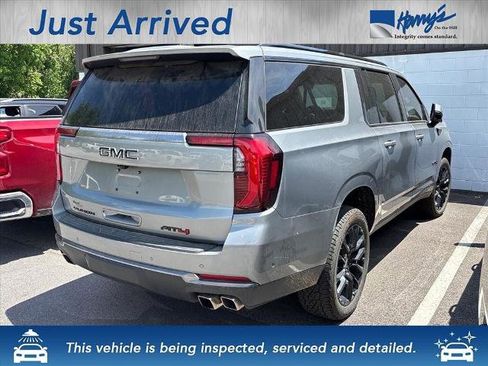 Certified 2025 GMC Yukon XL AT4 AWD/4WD image 4