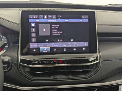 New 2026 Jeep Compass Latitude image 22