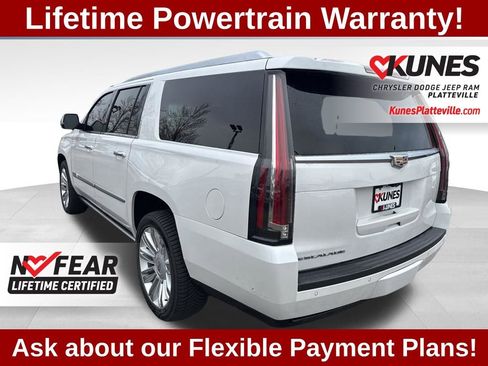 Used 2018 Cadillac Escalade ESV Platinum AWD/4WD image 7