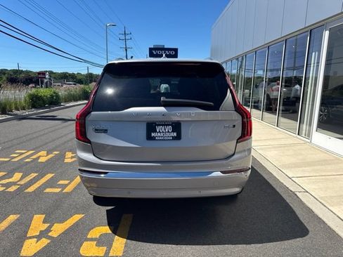 Certified 2025 Volvo XC90 B6 Plus AWD/4WD image 4