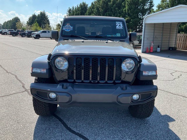 Used 2023 Jeep Gladiator Sport AWD/4WD image 2