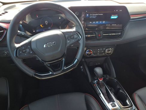 Used 2025 Chevrolet TrailBlazer RS w/ Driver Confidence Package FWD image 13