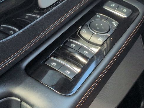 Used 2025 Lincoln Aviator Black Label w/ Black Label Special Edition AWD/4WD image 23