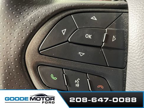 Used 2023 Dodge Challenger SXT w/ Blacktop Package image 18