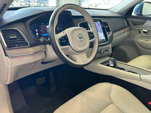 Used 2023 Volvo XC90 B6 Plus w/ Protection Package AWD/4WD image 12