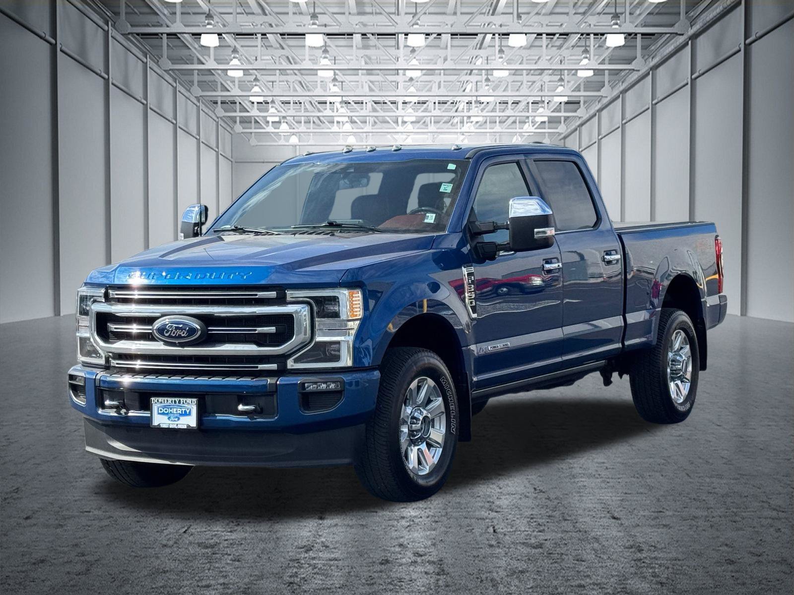 Used 2022 Ford F350 Platinum AWD/4WD image 6