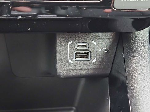 New 2026 Jeep Compass Latitude image 29