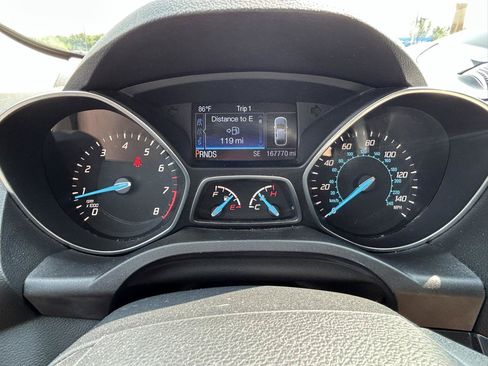 Used 2016 Ford Escape Titanium w/ Equipment Group 301A AWD/4WD image 19