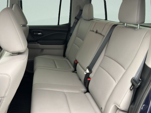 Used 2023 Honda Ridgeline RTL-E image 12