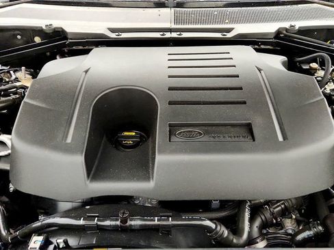 Used 2023 Land Rover Defender 110 X-Dynamic SE AWD/4WD image 29