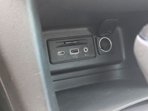 Used 2020 Chevrolet Equinox LT AWD/4WD image 32