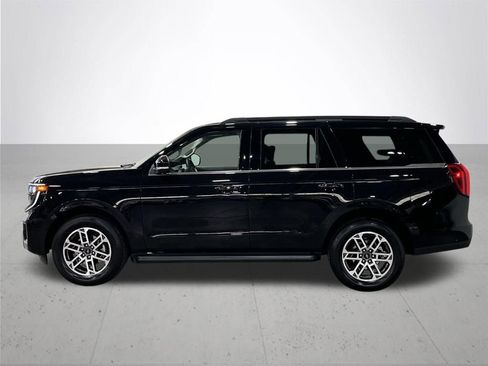 Certified 2025 Ford Expedition Active AWD/4WD image 17