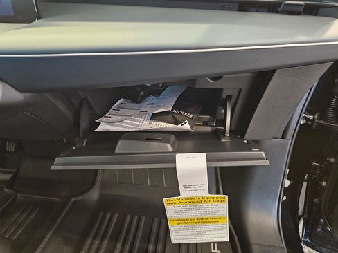New 2026 Nissan Leaf w/ Floor Mat Package (S+) FWD image 29