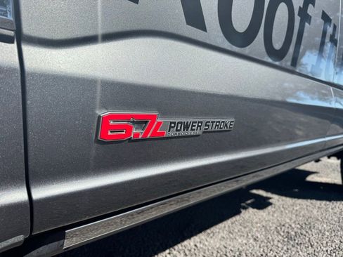 Certified 2023 Ford F350 Platinum w/ Tremor Off-Road Package image 12