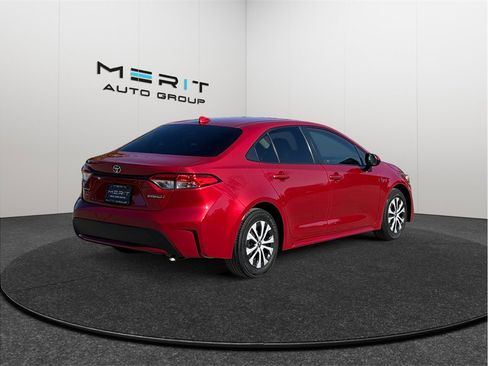 Used 2020 Toyota Corolla LE image 9