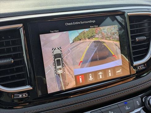 New 2026 Chrysler Pacifica Pinnacle image 14