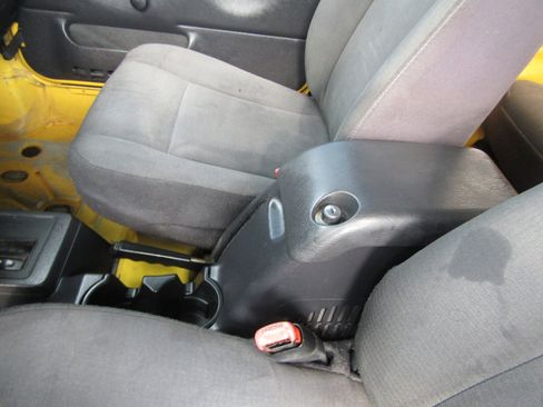 Used 2006 Jeep Wrangler X image 30