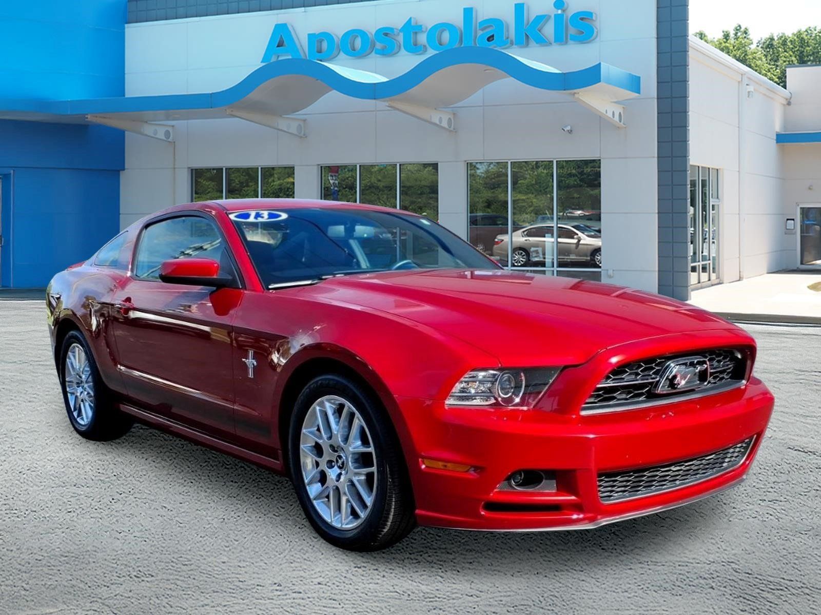 Used 2013 Ford Mustang Premium RWD image 1