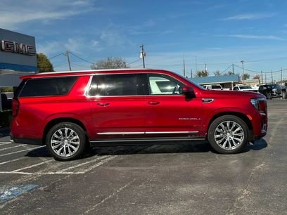 Used 2021 GMC Yukon XL Denali w/ Denali Premium Package