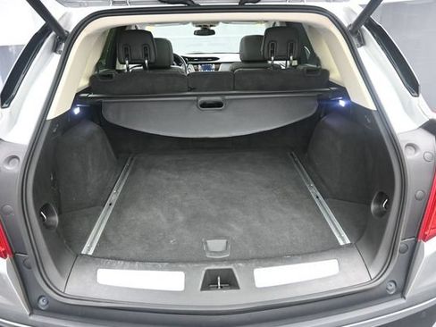 Used 2019 Cadillac XT5 Premium Luxury AWD/4WD image 24