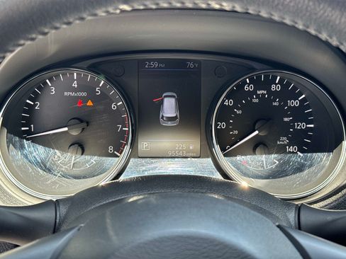 Used 2019 Nissan Rogue SL AWD/4WD image 30