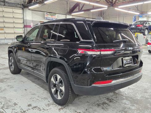 Used 2024 Jeep Grand Cherokee Limited 4xe AWD/4WD image 5