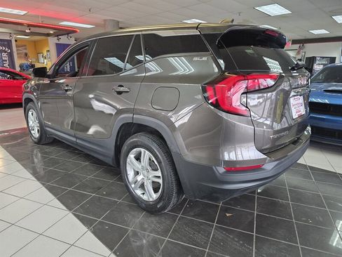 Used 2020 GMC Terrain SLE image 6
