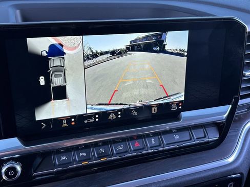 Used 2025 GMC Sierra 1500 SLT w/ SLT Premium Package image 15