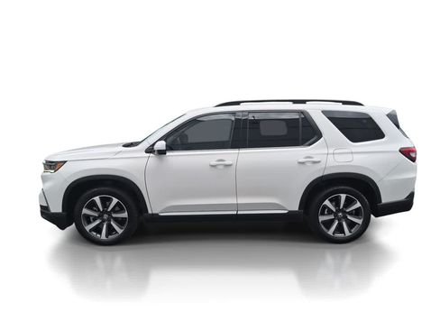 Used 2025 Honda Pilot Touring image 5